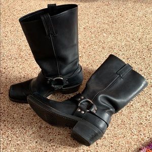 Frye Harness 12r boot - black